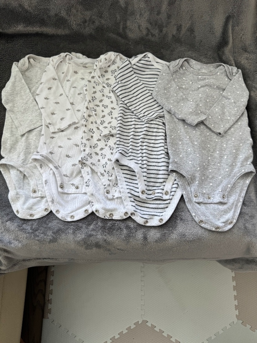 long sleeve Onesies (Bodysuits)